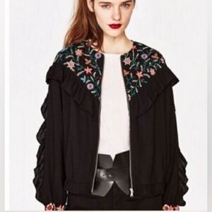 ZARA TRAFALUC OUTERWEAR Sz M Floral Embroidered Ruffles on Sleeves Bomber Jacket